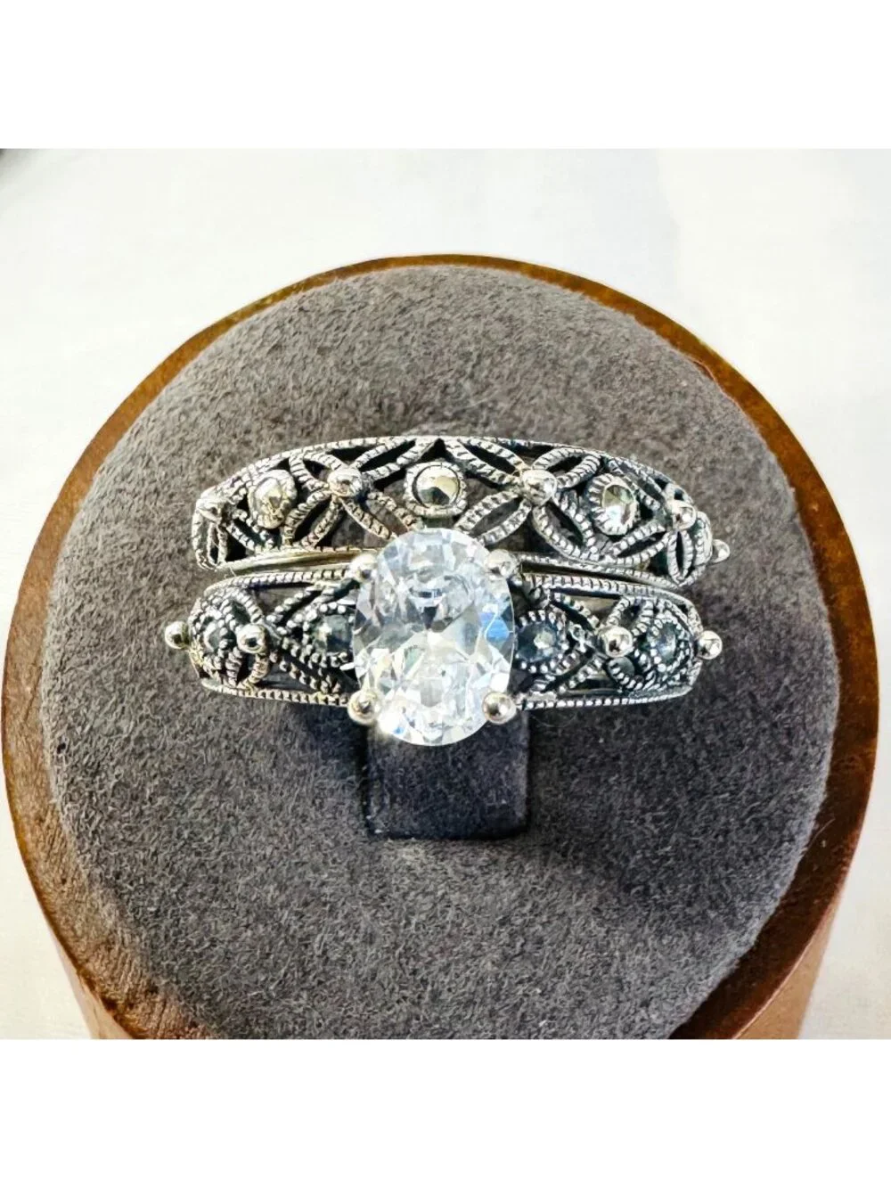 Sterling Silver Engagement Ring Wedding Band Set Oval CZ Floral Design Ring Sz 8